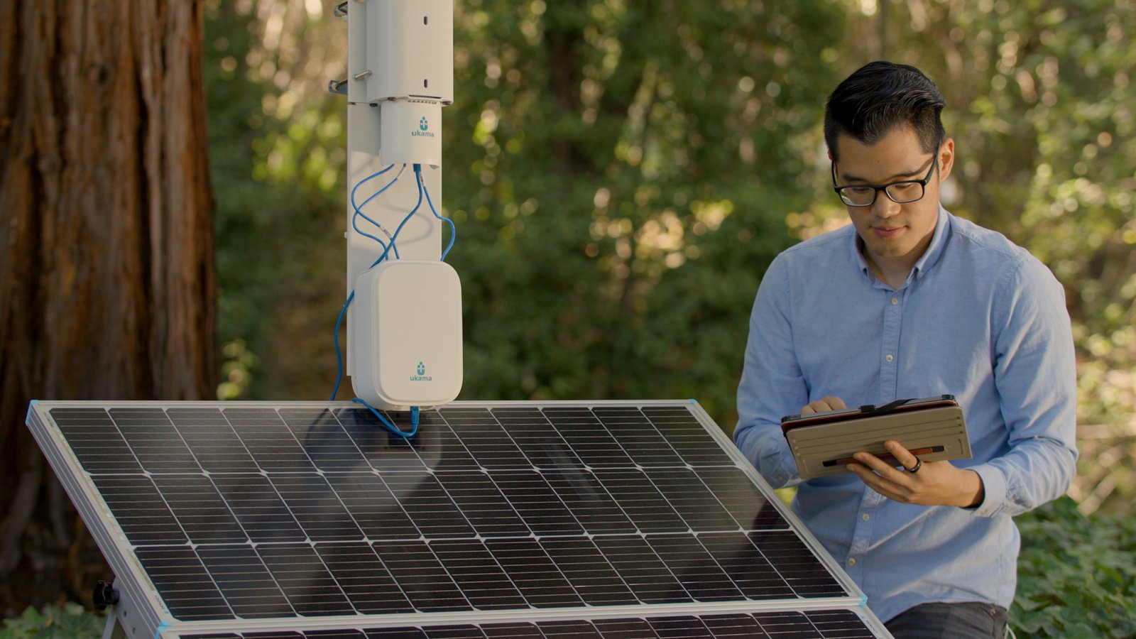 An operator managing a solar-powered Ukama LTE site